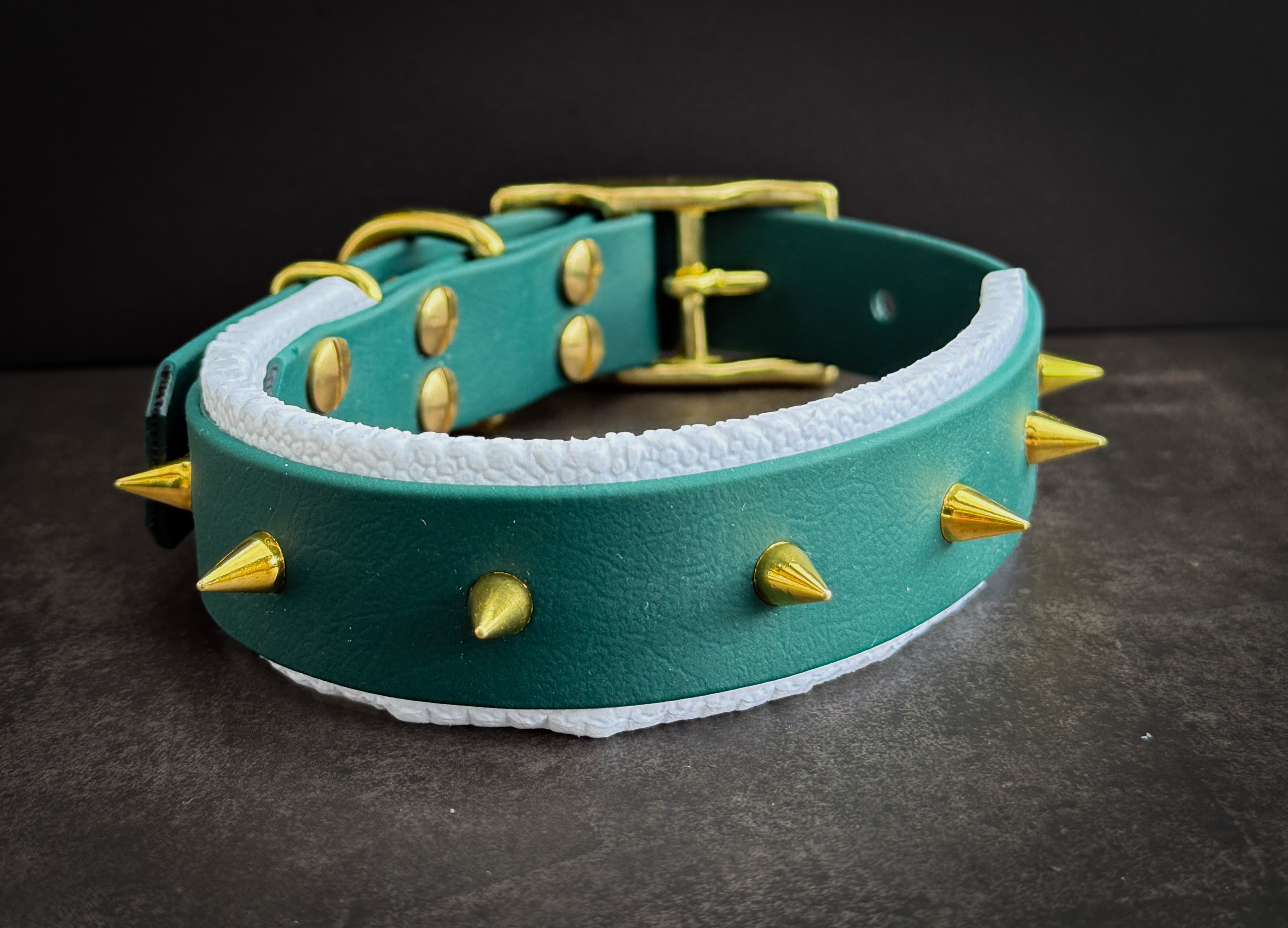 Golden Rebel ab 29,99€