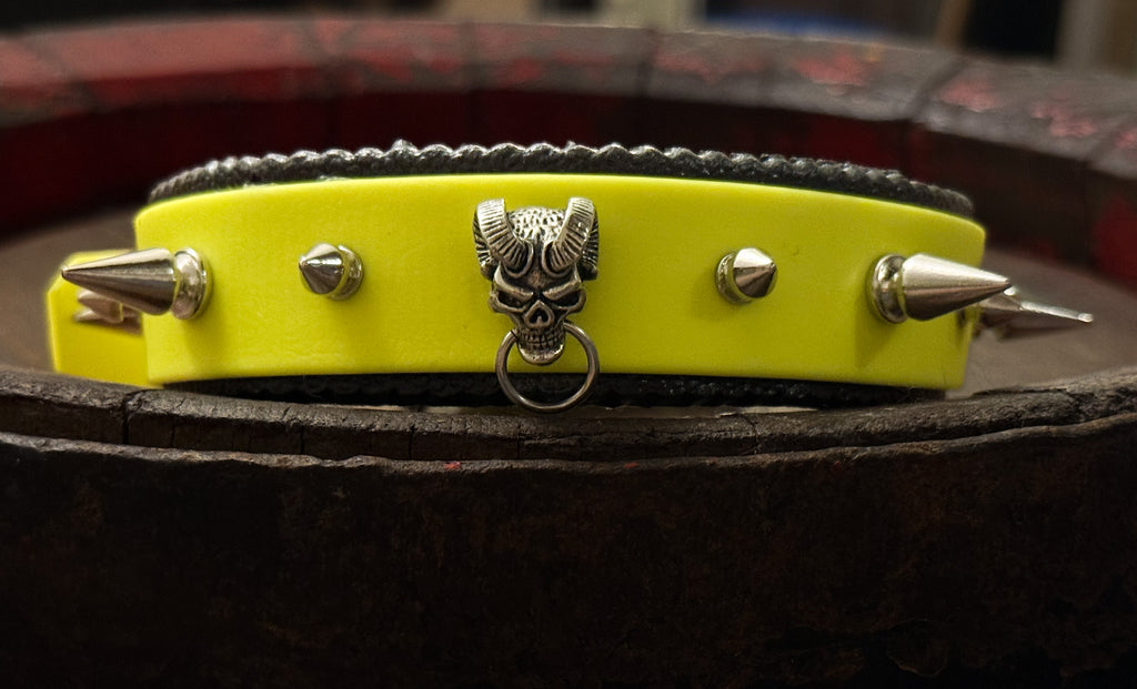 Halsband Demon S ab 36,99€