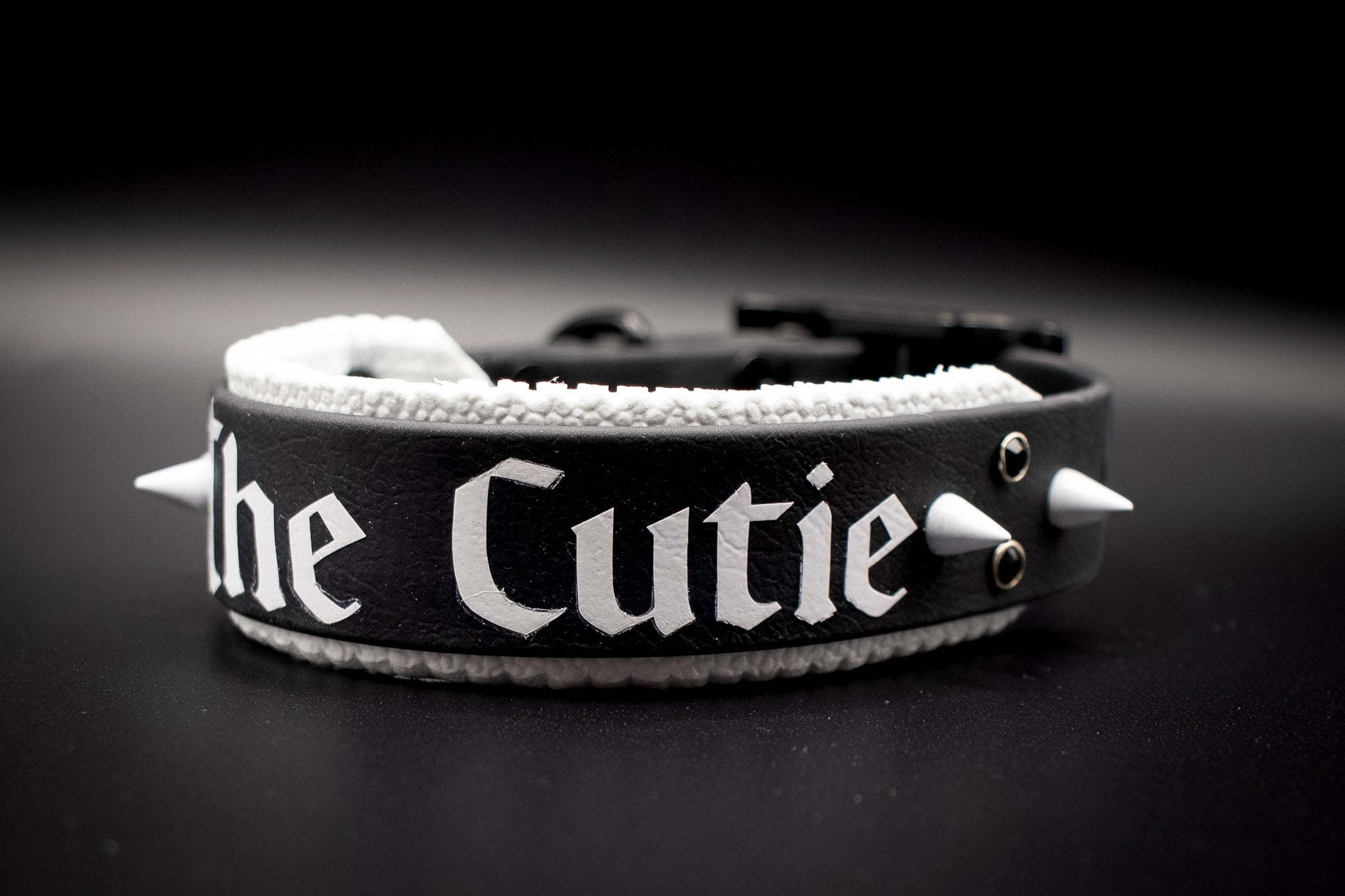 Opposite ab 34,99€