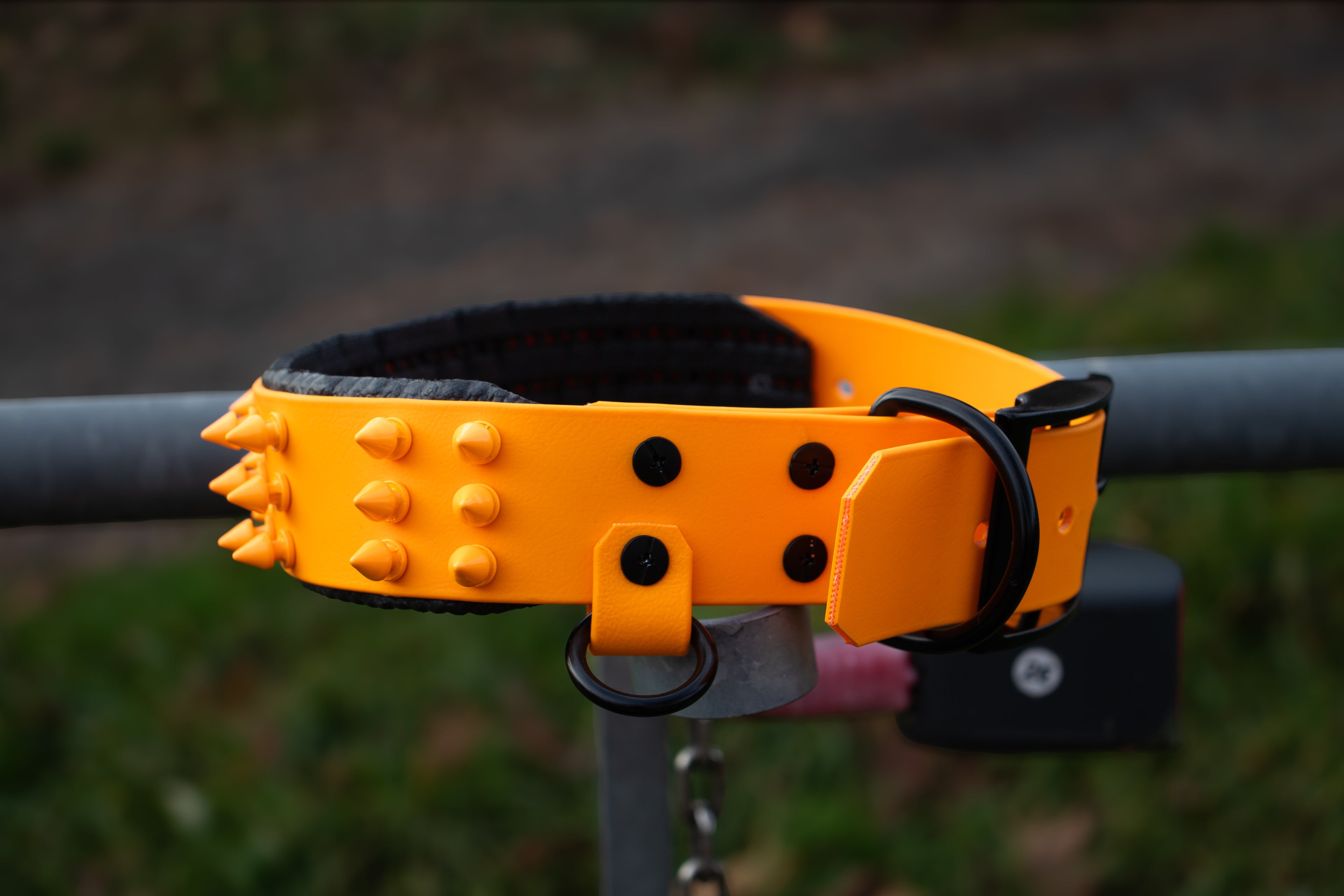 Halsband Trouble ab 44,99€