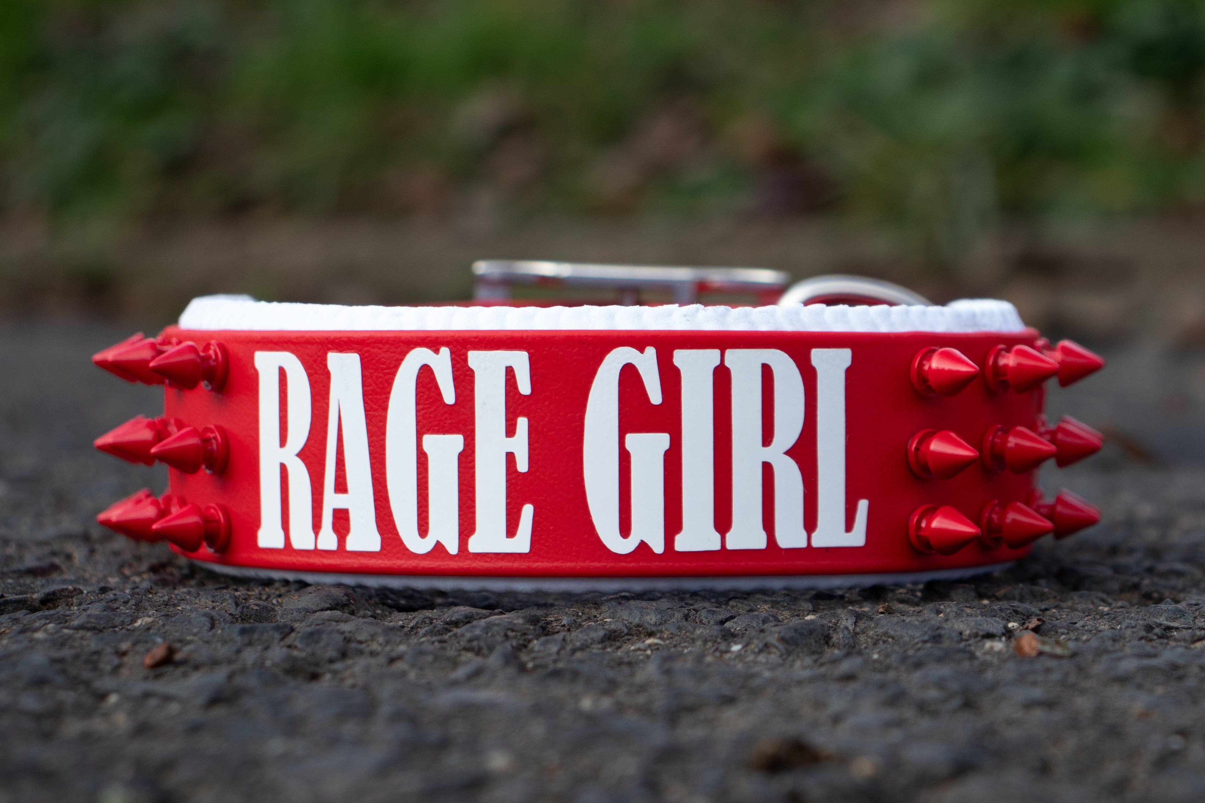 Halsband Triple ab 44,99€